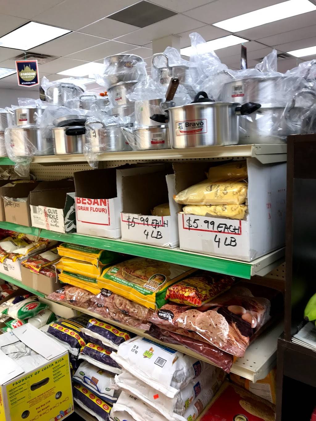 New Taj Mahal Foods | restaurant | 1185 Dundas St E, Mississauga, ON L4Y 2C5, Canada | 9052722121 OR +1 905-272-2121