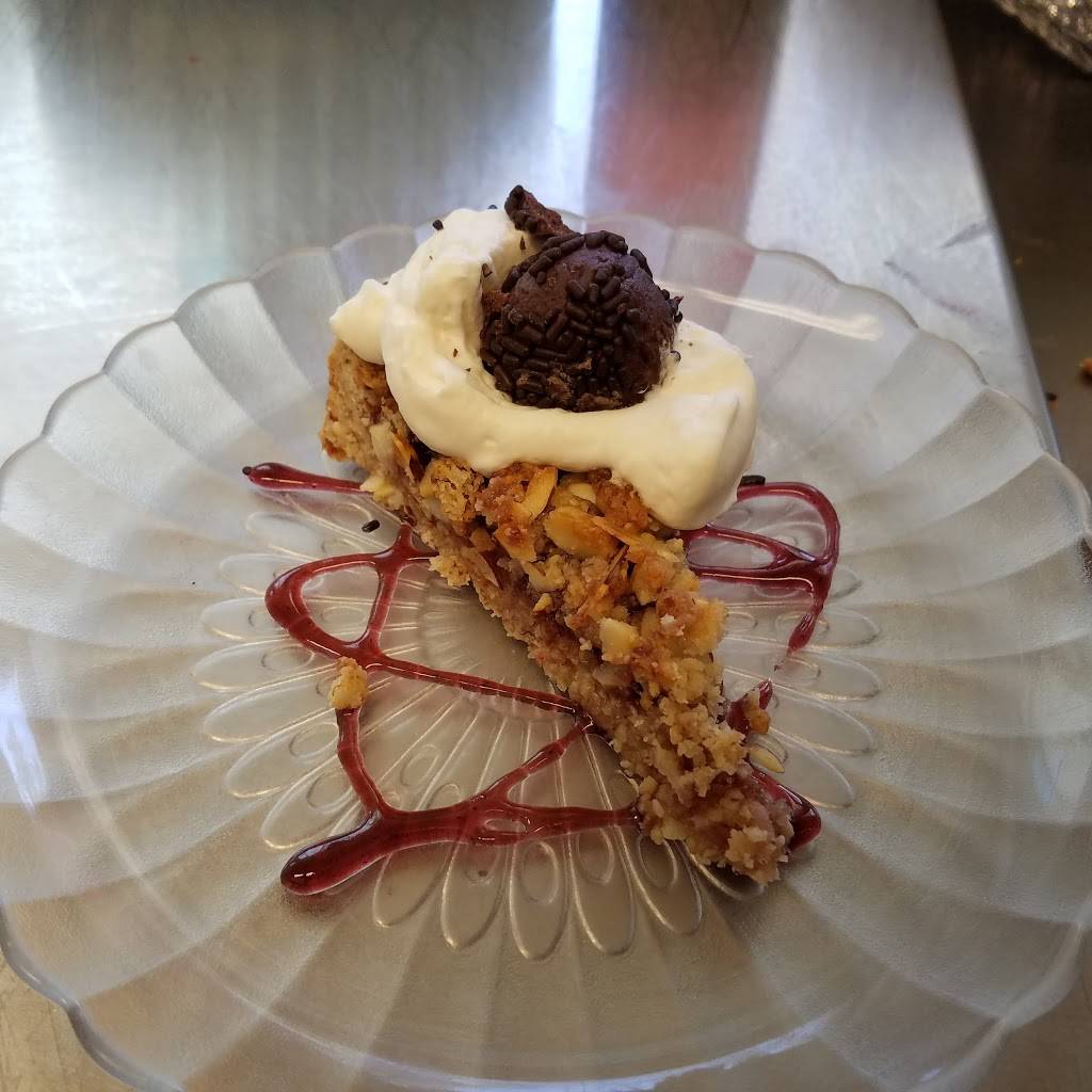 Guild House Gourmet Luncheons | restaurant | 1905 18th St, Bakersfield, CA 93301, USA | 6613255478 OR +1 661-325-5478