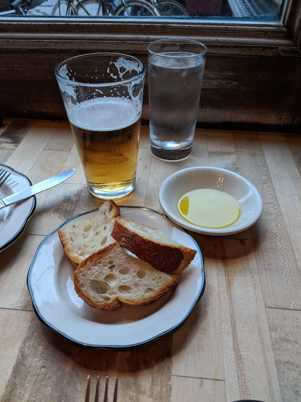 Max | restaurant | 181 Duane St, New York, NY 10013, USA | 2129665939 OR +1 212-966-5939