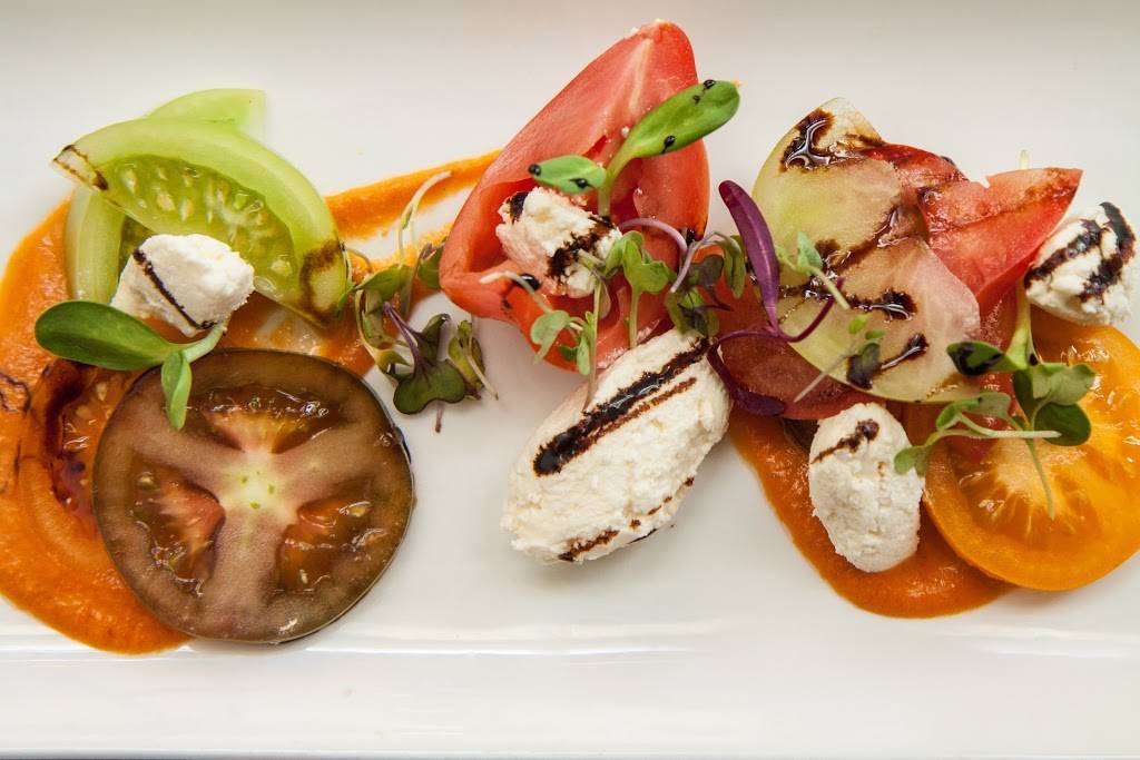 Oliver Royale | restaurant | 5 Market Square, Knoxville, TN 37902, USA | 8656226434 OR +1 865-622-6434