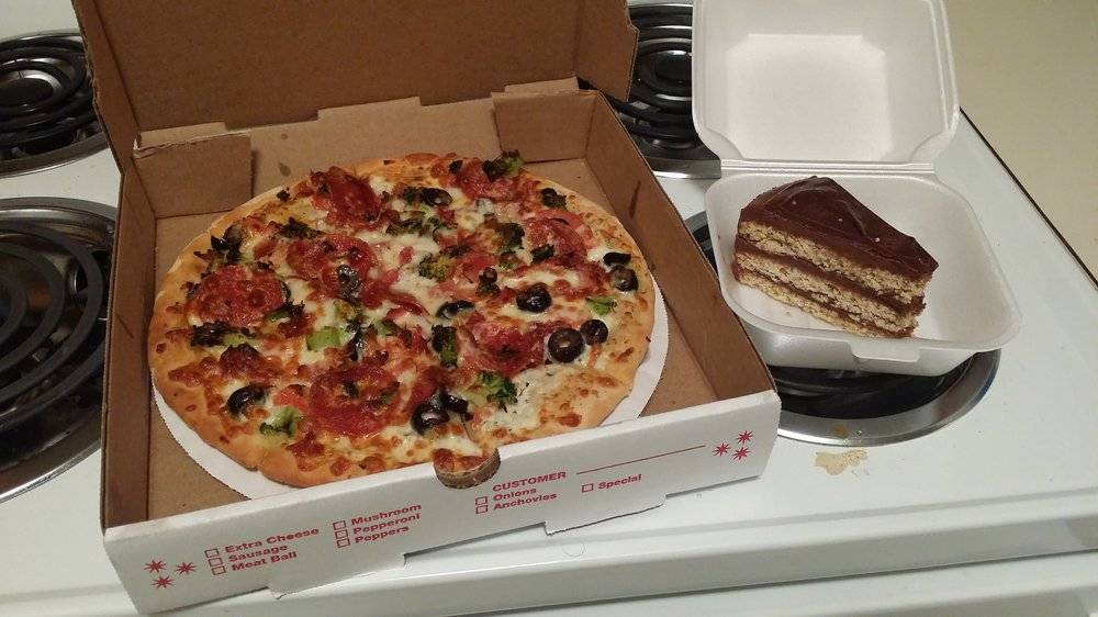 Engine no 6 Pizza | restaurant | 195 W Thames St, Norwich, CT 06360, USA | 8608873887 OR +1 860-887-3887