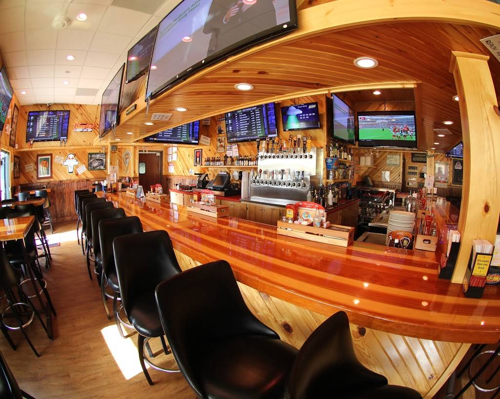 Roosters | restaurant | 3545 Maple Ave, Zanesville, OH 43701, USA | 7404874791 OR +1 740-487-4791