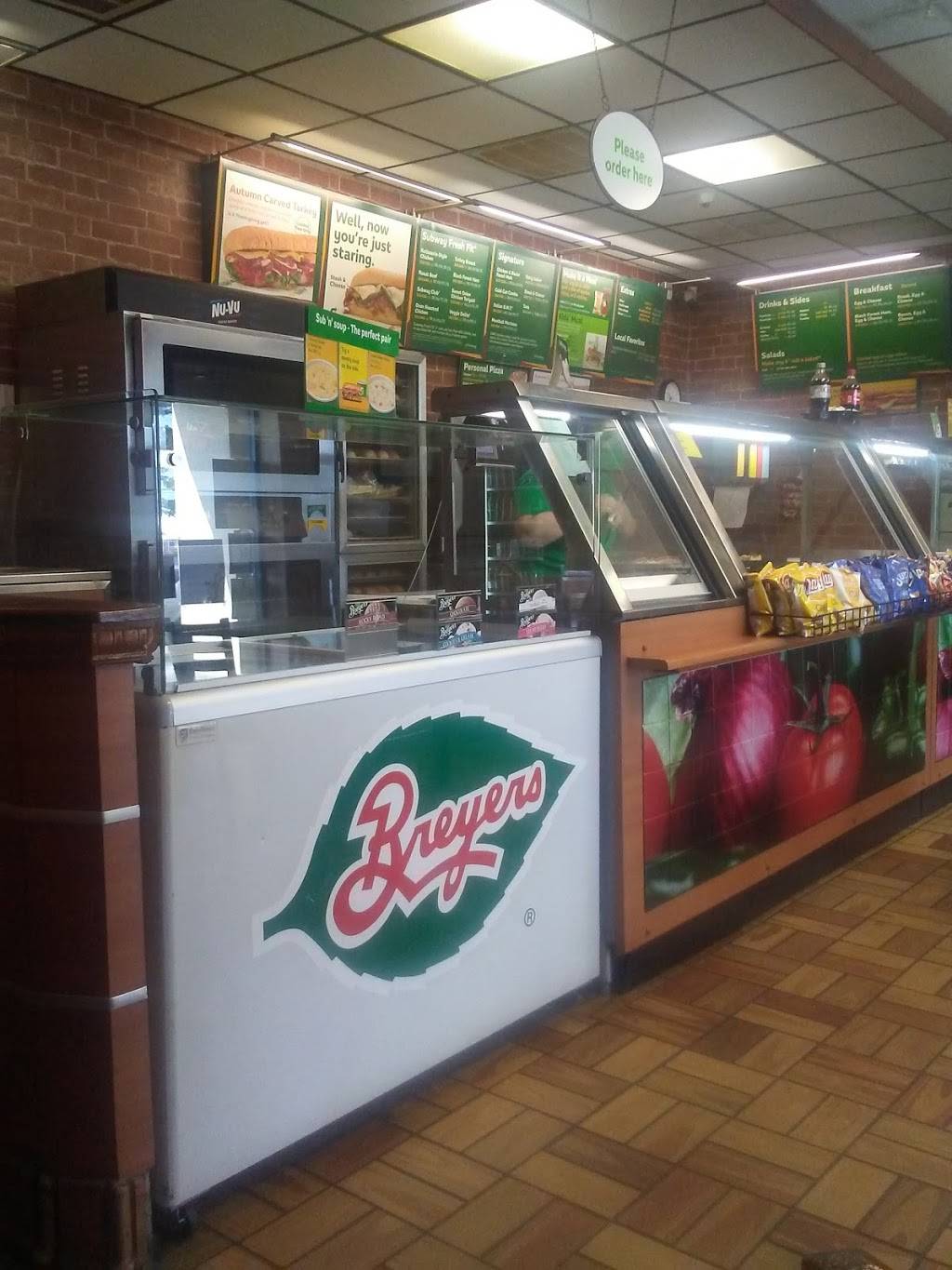 Subway Restaurants | restaurant | Highway 64 E, Manteo, NC 27954, USA | 2524734544 OR +1 252-473-4544