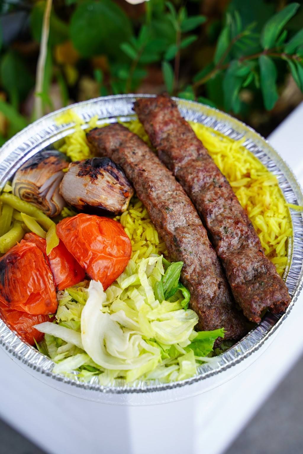 Abu Omar Halal | restaurant | 14779 Memorial Dr, Houston, TX 77079, USA | 8322435136 OR +1 832-243-5136