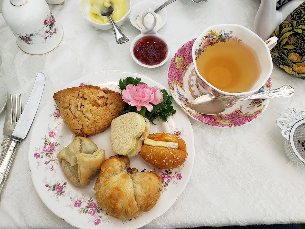 Lisas Tea Treasures | restaurant | 2305 S Winchester Blvd #110, Campbell, CA 95008, USA | 4083717377 OR +1 408-371-7377