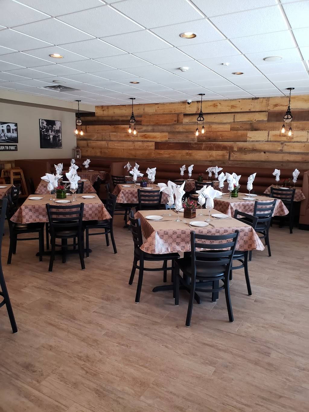 Cellos Farmhouse Italian | restaurant | 143 Raymond Rd, Candia, NH 03034, USA | 6034832000 OR +1 603-483-2000