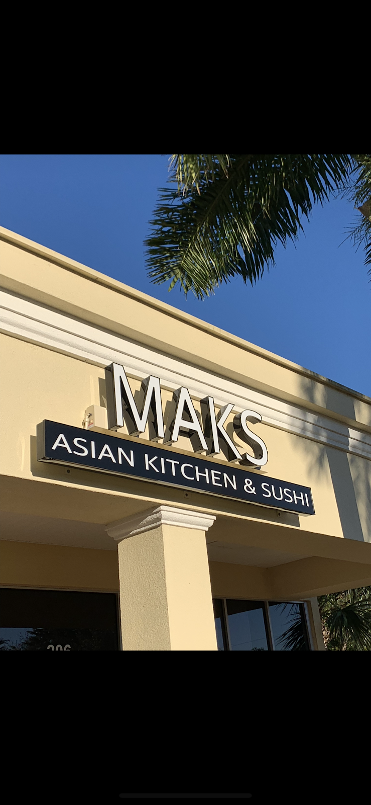 MAKS Asian Kitchen & Sushi | restaurant | 13650 Fiddlesticks Blvd #206, Fort Myers, FL 33912, USA | 2399859632 OR +1 239-985-9632