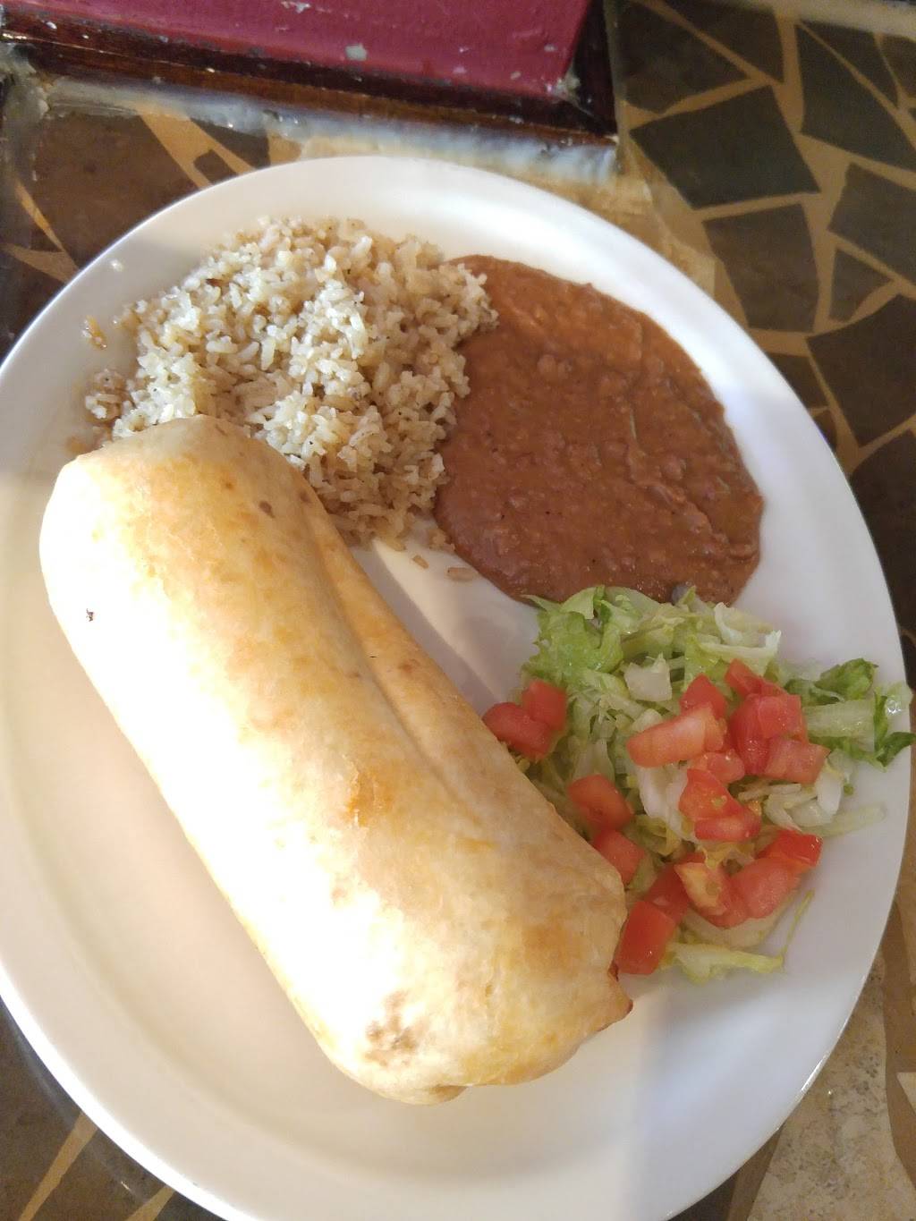 La Casa de Alberto | restaurant | 624 W National Ave, Milwaukee, WI 53204, USA | 4146435715 OR +1 414-643-5715