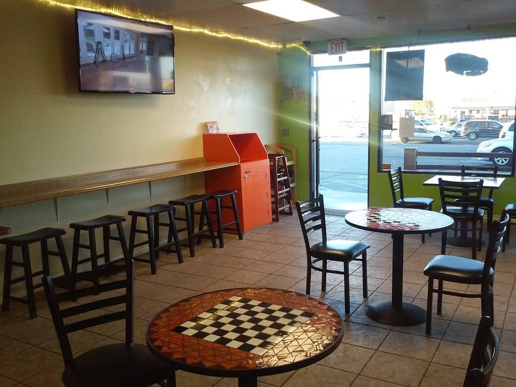 Phillly Steak Sub | restaurant | 14875 Bear Valley Rd #A, Hesperia, CA 92345, USA | 7602443555 OR +1 760-244-3555