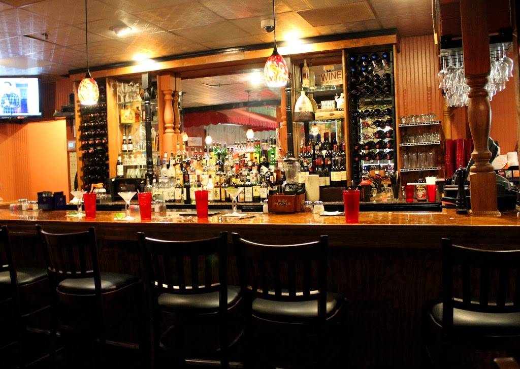 Salvatoris West | restaurant | 10337 Illinois Rd, Fort Wayne, IN 46814, USA | 2606255600 OR +1 260-625-5600