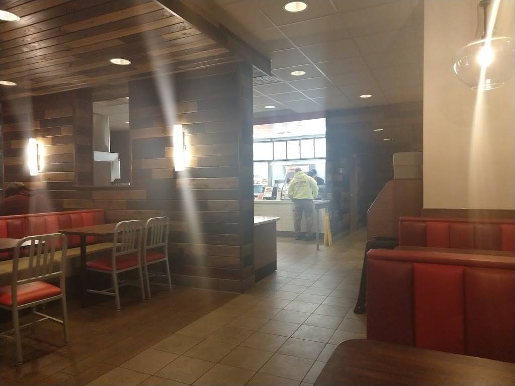 Arbys | meal takeaway | 2910 S 120th St, Omaha, NE 68144, USA | 4023342922 OR +1 402-334-2922