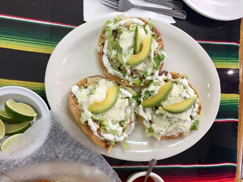 El Adobo | restaurant | 6312 Broadway, West New York, NJ 07093, USA | 2018543500 OR +1 201-854-3500