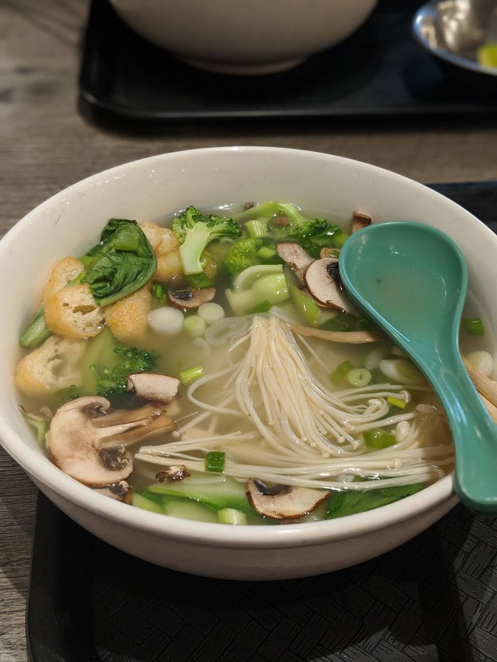 Pho NOHO | restaurant | 5077 Lankershim Blvd ste d, North Hollywood, CA 91601, USA | 8189857000 OR +1 818-985-7000