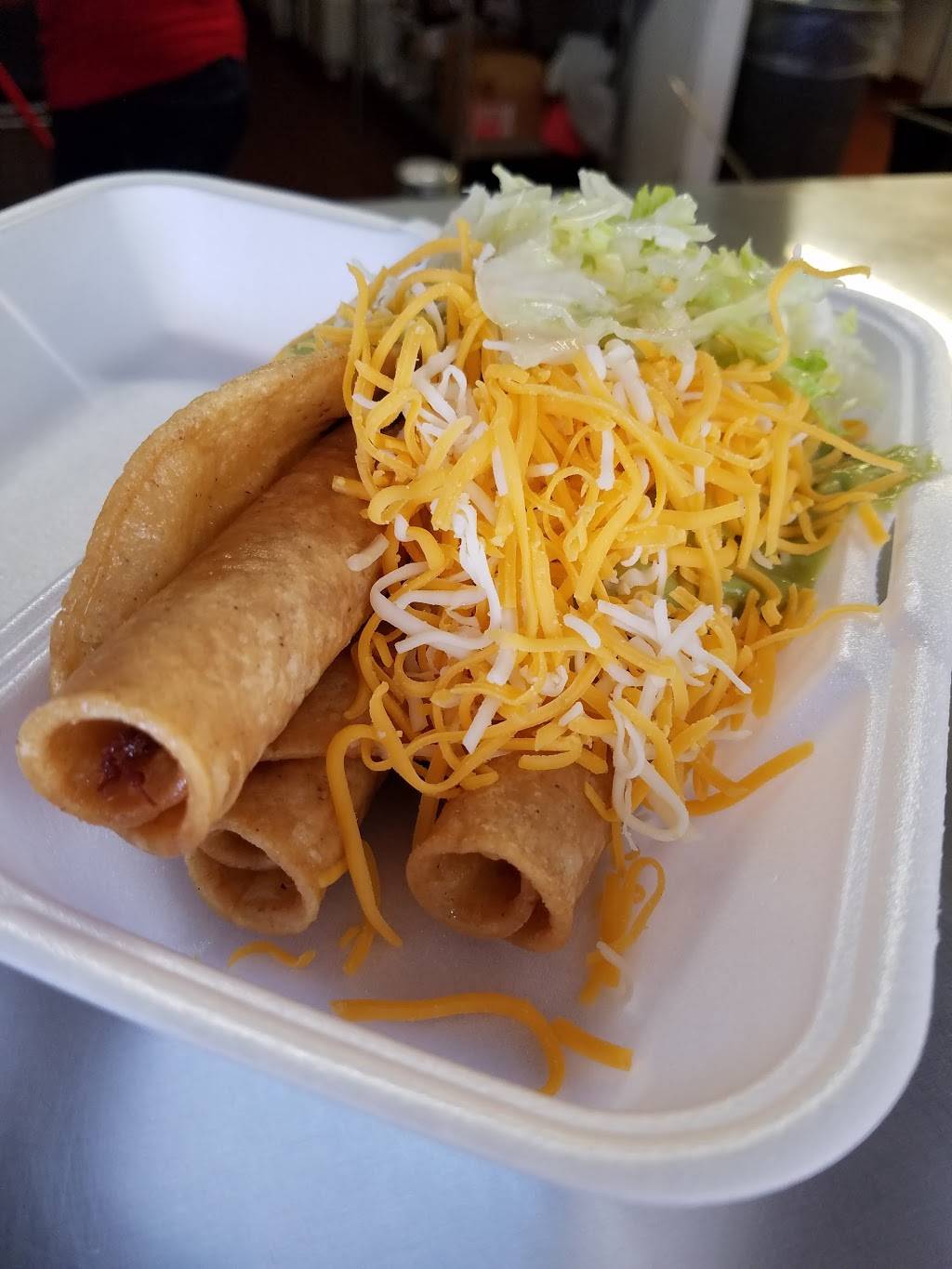 Albertos Mexican Food | restaurant | 480 S E St, San Bernardino, CA 92401, USA | 9093837161 OR +1 909-383-7161