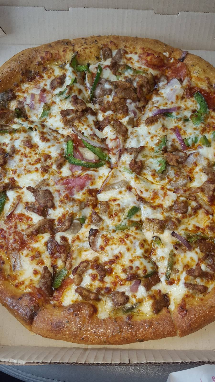 Pizza Hut | meal takeaway | 3810 E Shelby Dr Rd, Memphis, TN 38118, USA | 9015650529 OR +1 901-565-0529