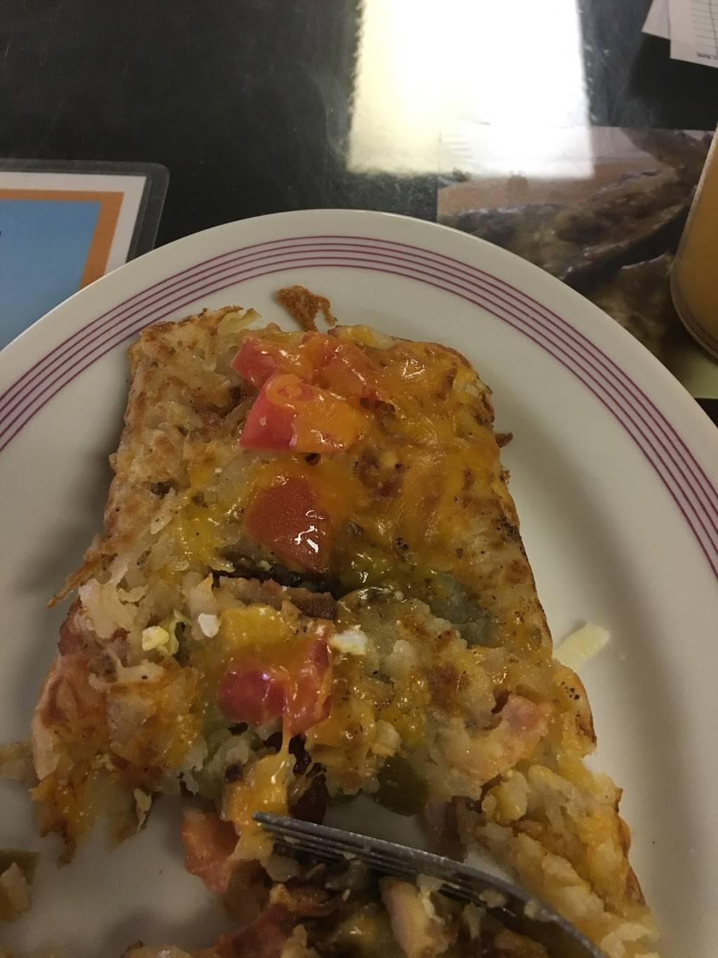 Grips Grill | restaurant | 115 Springfield St, Dayton, OH 45403, USA | 9379387574 OR +1 937-938-7574