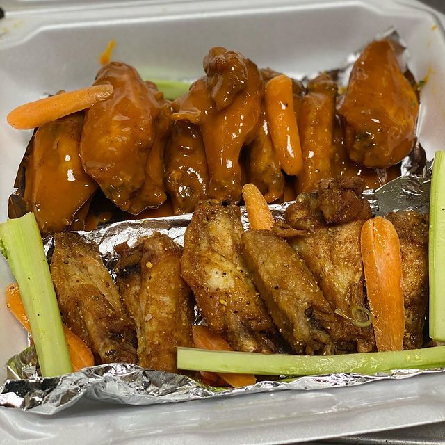 Memphis Style Wingz & Thingz | restaurant | 12453 Steeple Way Blvd, Houston, TX 77065, USA | 7137423607 OR +1 713-742-3607