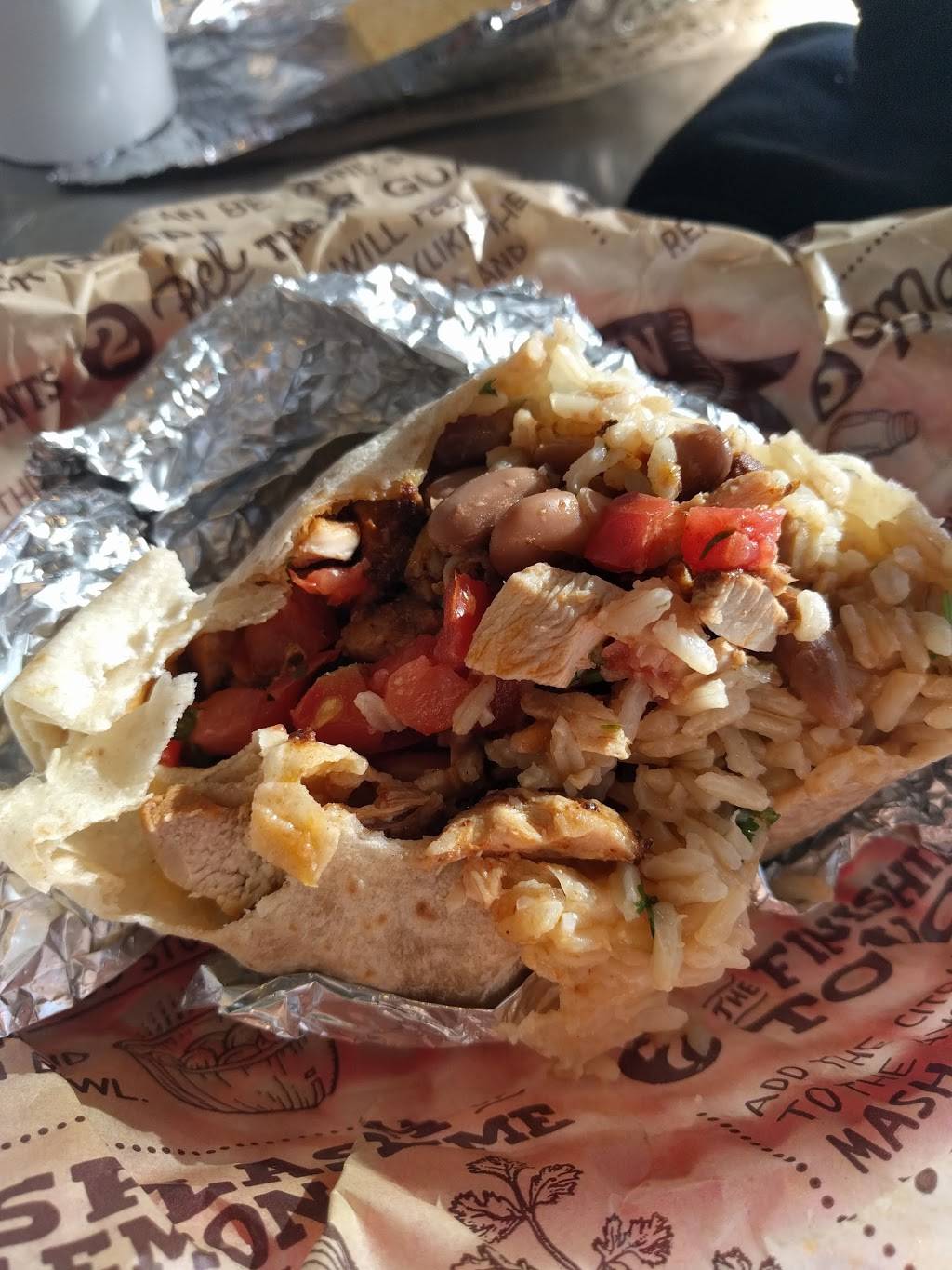 Chipotle Mexican Grill | restaurant | 1813 Village West Pkwy Ste Q101, Kansas City, KS 66111, USA | 9132999221 OR +1 913-299-9221