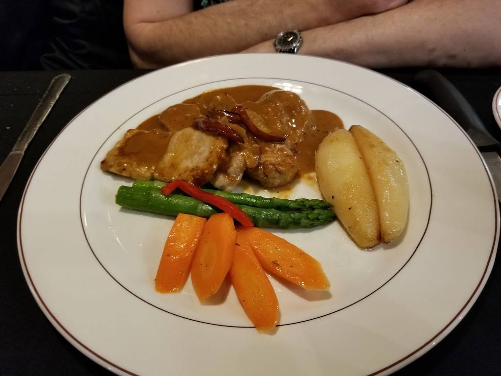 Le Gourmet | restaurant | 121 W Foothill Blvd d, Upland, CA 91786, USA | 9099811716 OR +1 909-981-1716