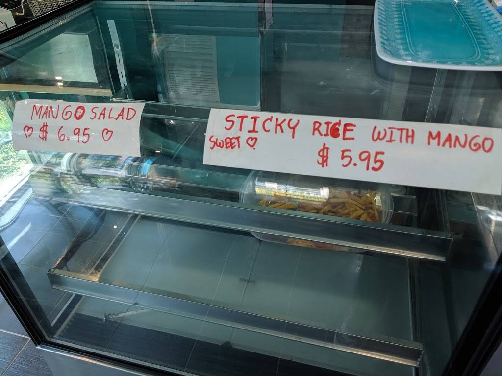 Thais Bangkok Street Food | restaurant | 555 Wilson Ave, Toronto, ON M3H 0C6, Canada | 6478723555 OR +1 647-872-3555