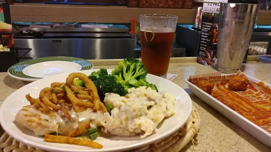 Applebees Grill + Bar | restaurant | 70 MA-146, Millbury, MA 01527, USA | 5085819270 OR +1 508-581-9270
