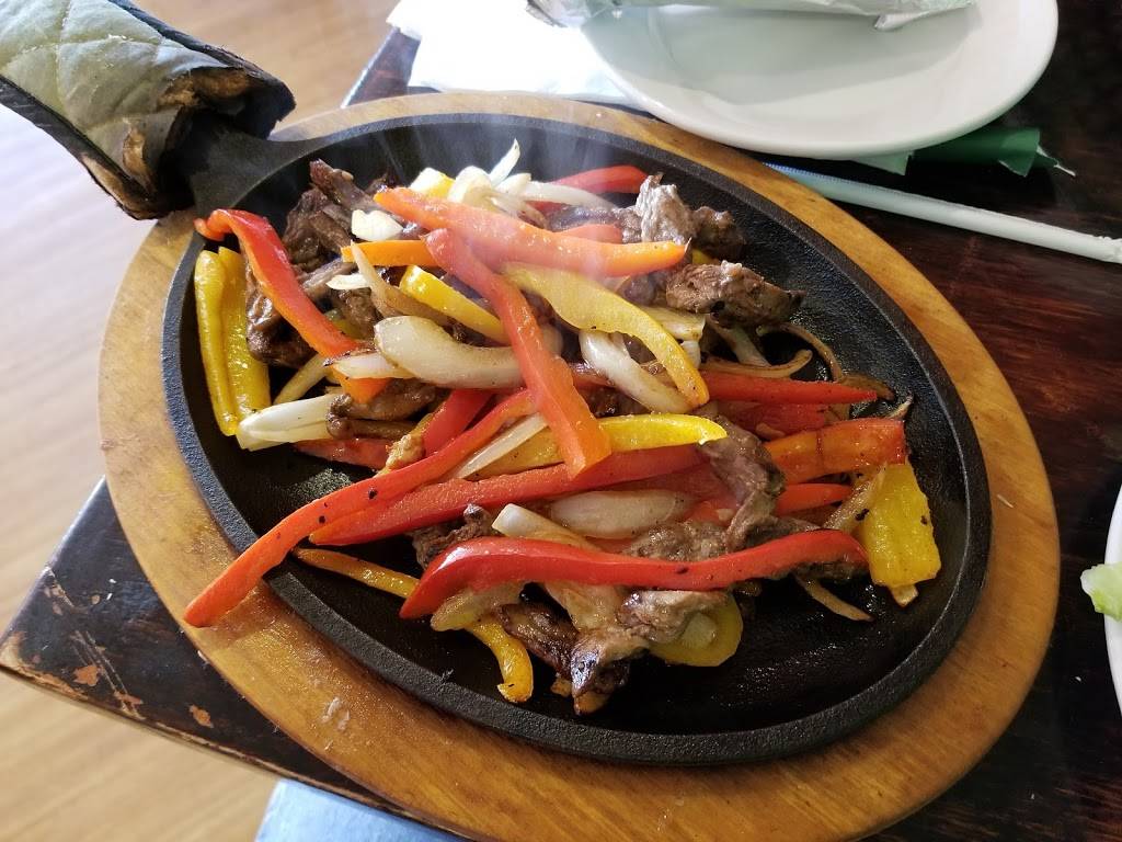 LA Taco Cantina | restaurant | 11429 Dorsett Rd, Maryland Heights, MO 63043, USA | 3142791555 OR +1 314-279-1555