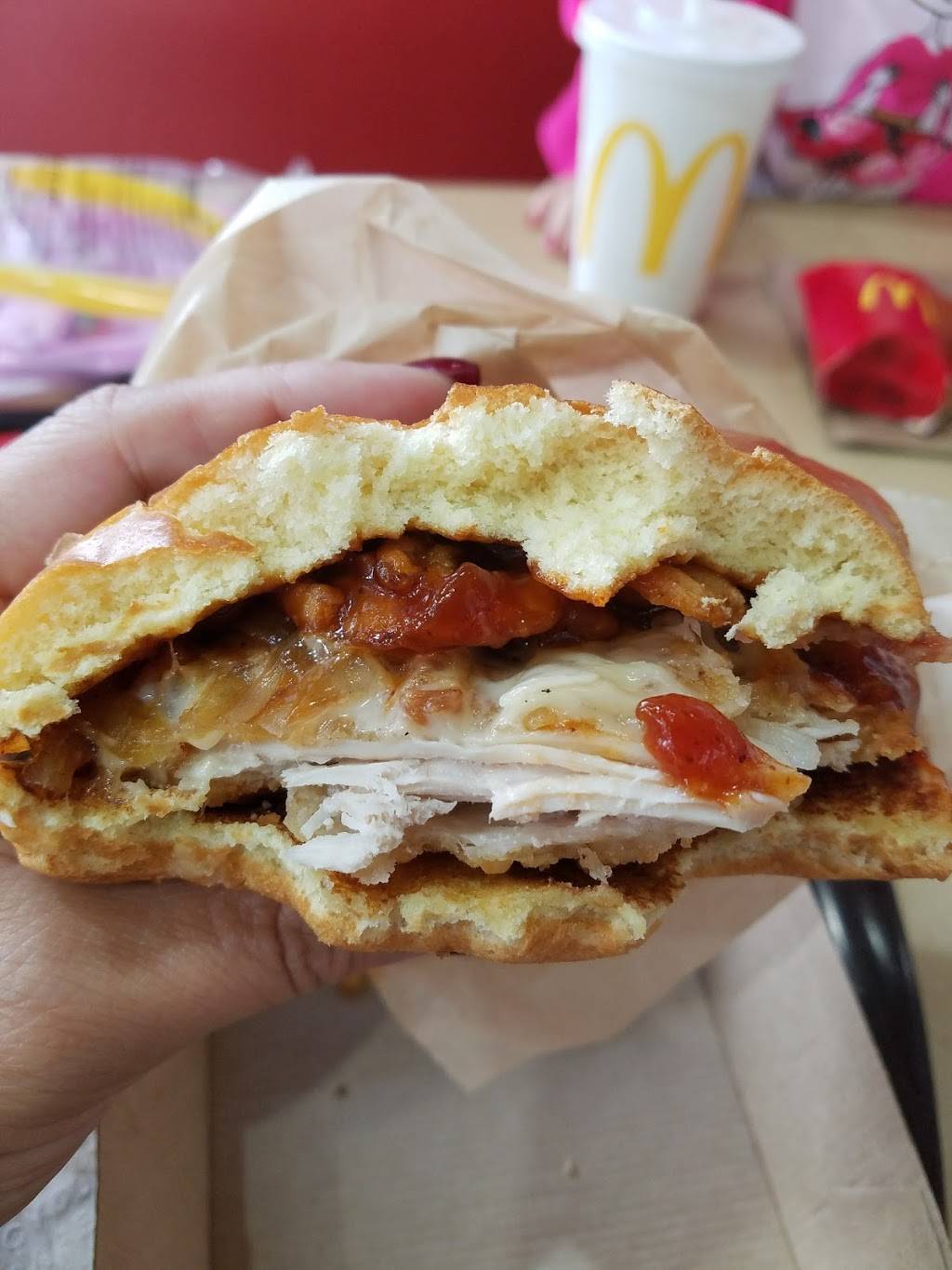 McDonalds | cafe | 67600 Main St, Richmond, MI 48062, USA | 5867272800 OR +1 586-727-2800