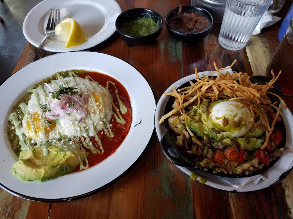 Dos Santos | restaurant | 70 E Moreno Ave, Colorado Springs, CO 80903, USA | 7196458069 OR +1 719-645-8069