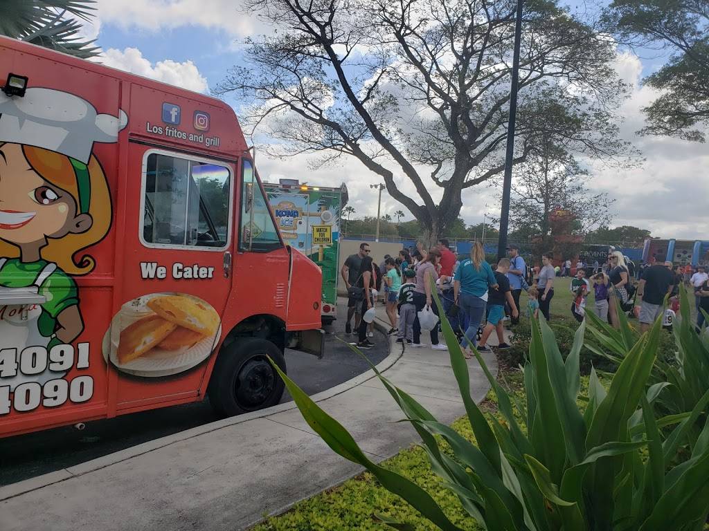 Los fritos and GRILL | restaurant | 5750 NW 183rd St, Hialeah, FL 33015, USA | 7863664091 OR +1 786-366-4091