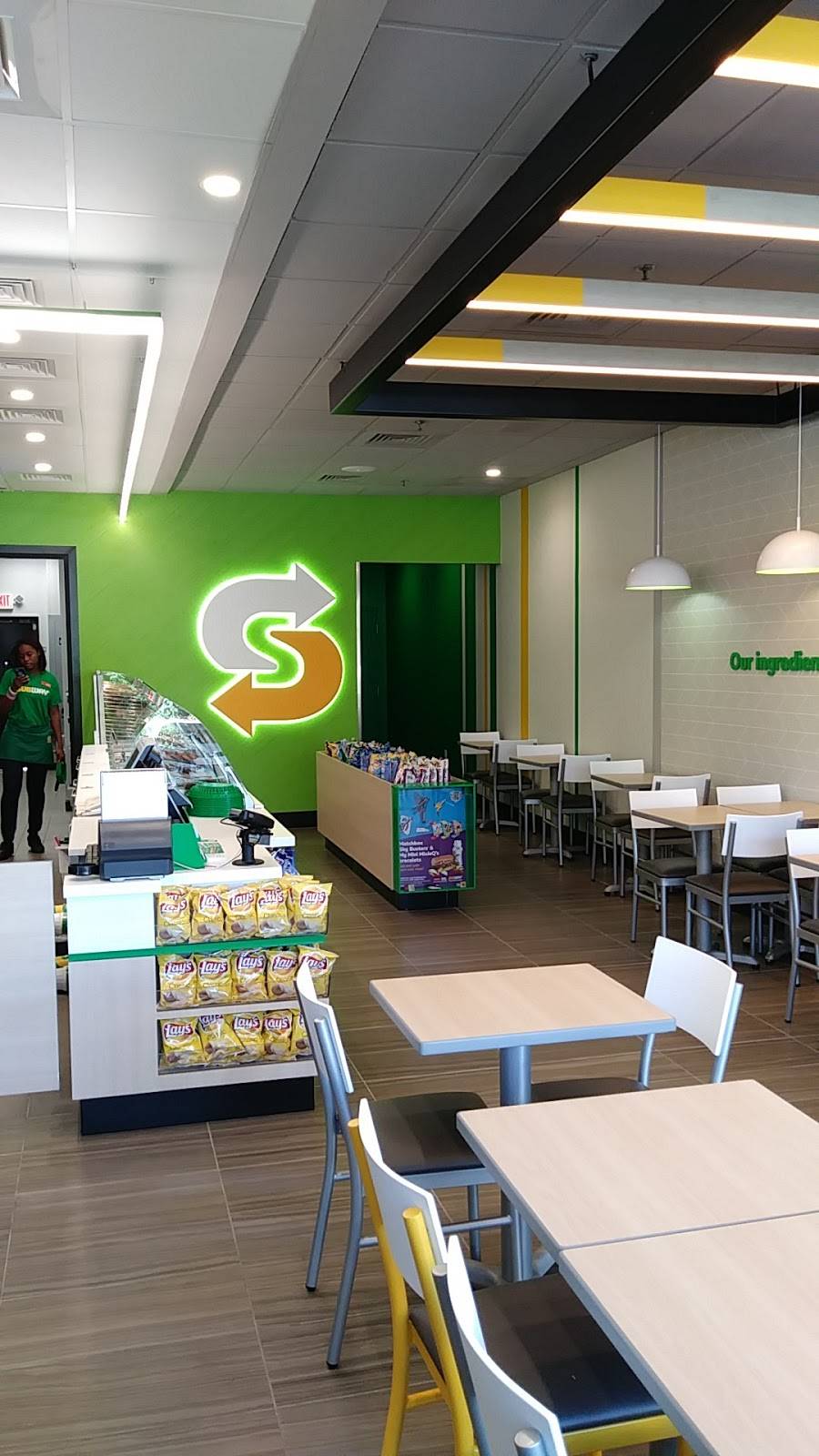 Subway | meal takeaway | 690 Yamato Rd Bay 3, Boca Raton, FL 33431, USA | 5617576811 OR +1 561-757-6811