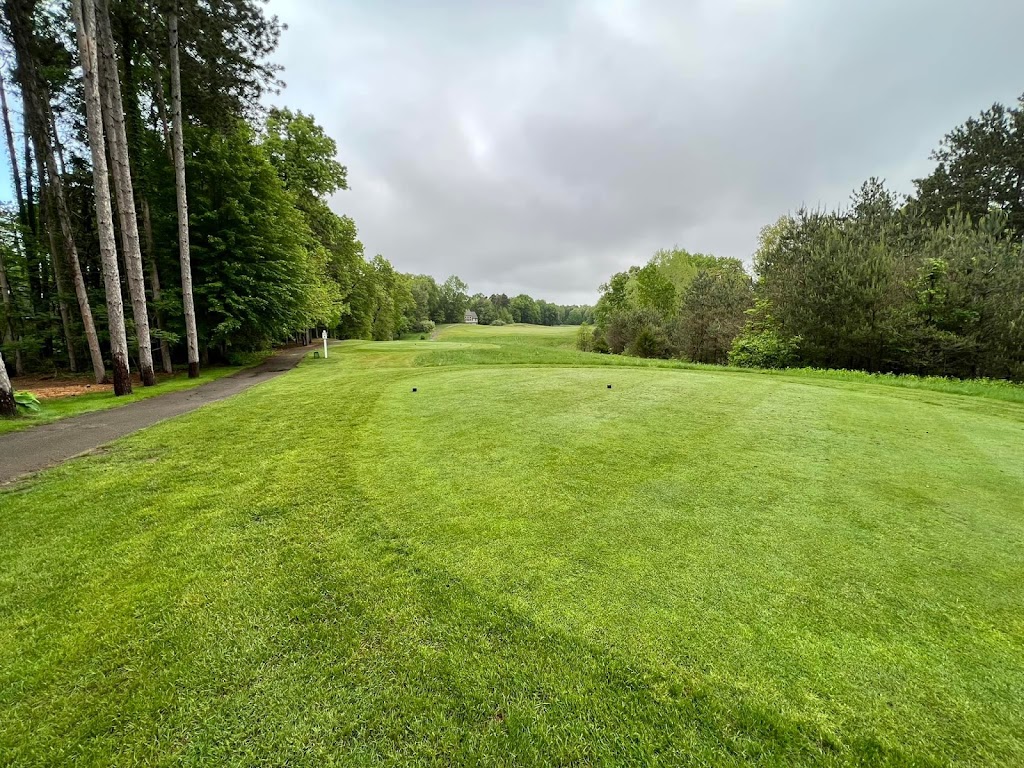Timber Trace Golf Club | restaurant | 1 Champions Circle, Pinckney, MI 48169, USA | 7348781800 OR +1 734-878-1800