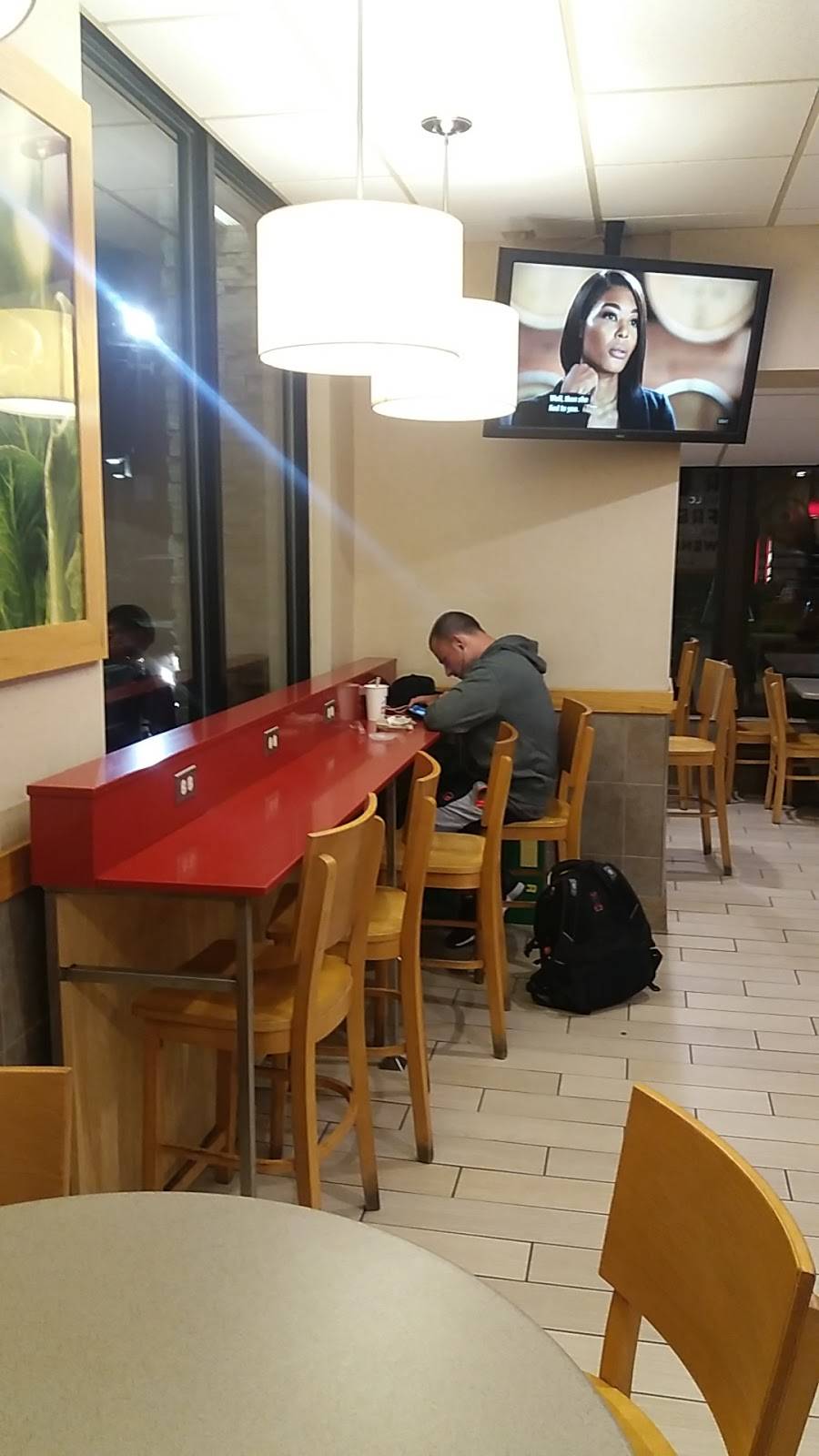 Wendys | restaurant | 116 Boston St, Lynn, MA 01904, USA | 7815961030 OR +1 781-596-1030