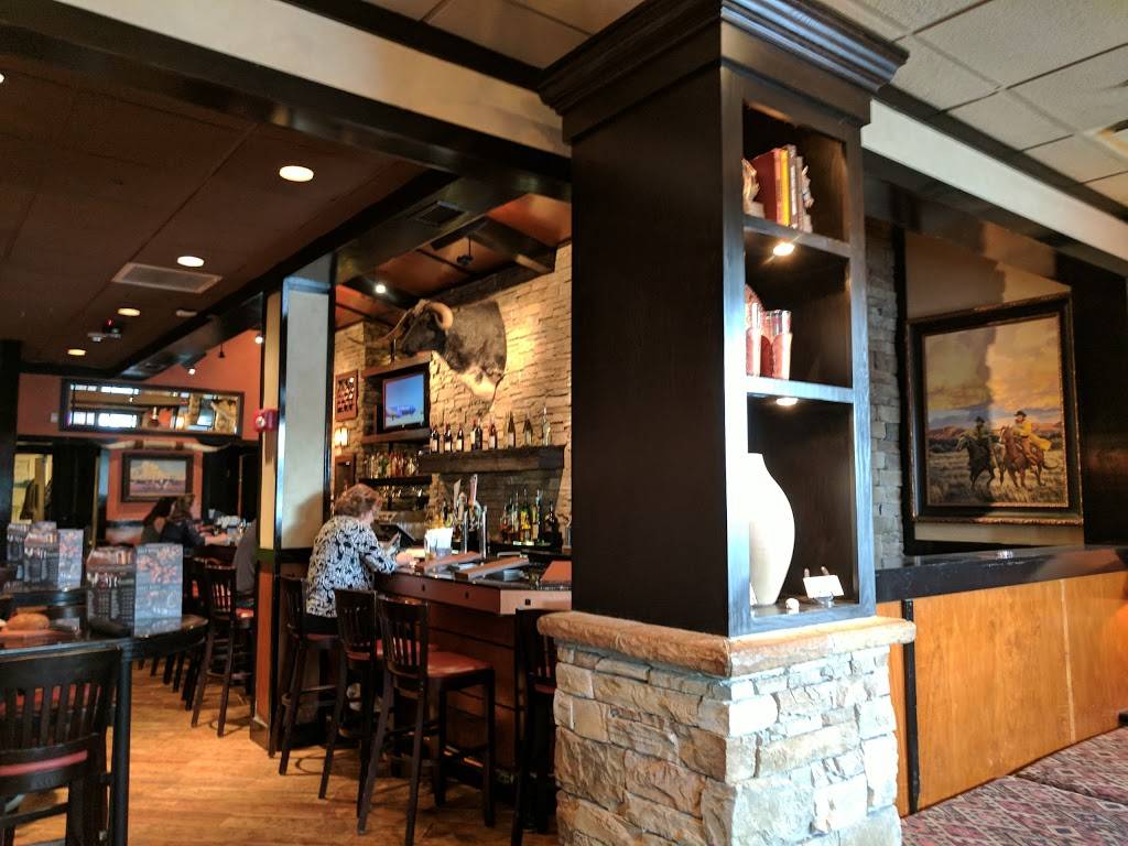 LongHorn Steakhouse | meal takeaway | Fashion Crossing Mall, 1250 S Washington St, North Attleborough, MA 02760, USA | 5086439622 OR +1 508-643-9622