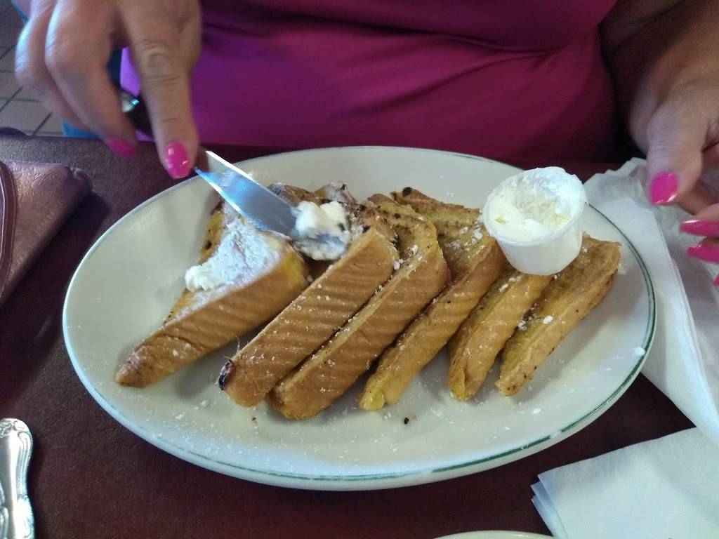 Janoski Farms Country Restaurant | restaurant | 1725 US-30, Clinton, PA 15026, USA | 7248992344 OR +1 724-899-2344