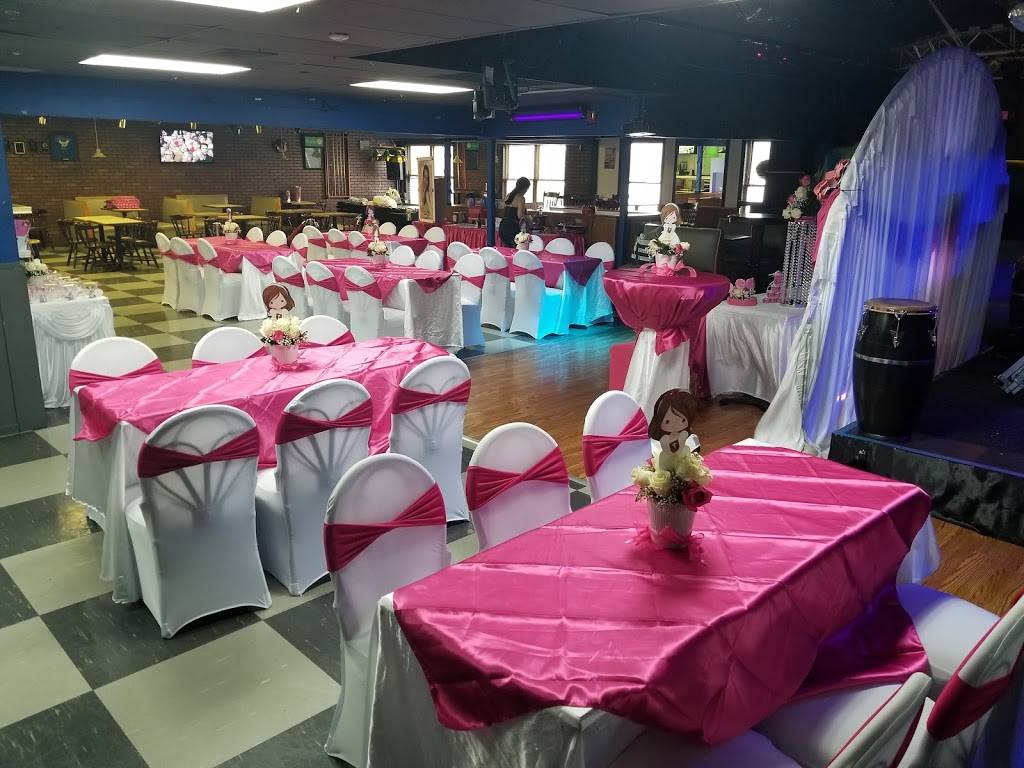 La Pradera Bar & Grill | restaurant | 1717 Middlesex St 2nd Fl, Lowell, MA 01851, USA | 9787585233 OR +1 978-758-5233