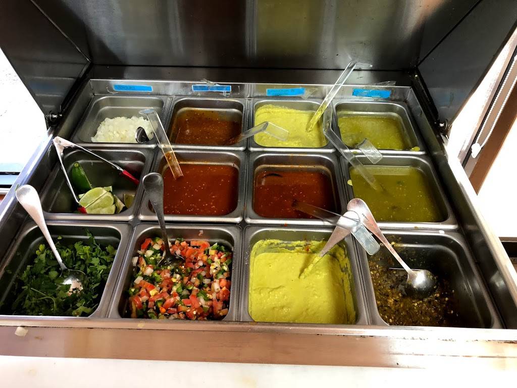 La Pullita Pollos | restaurant | 2319 W Walnut St, Garland, TX 75042, USA | 4695735174 OR +1 469-573-5174