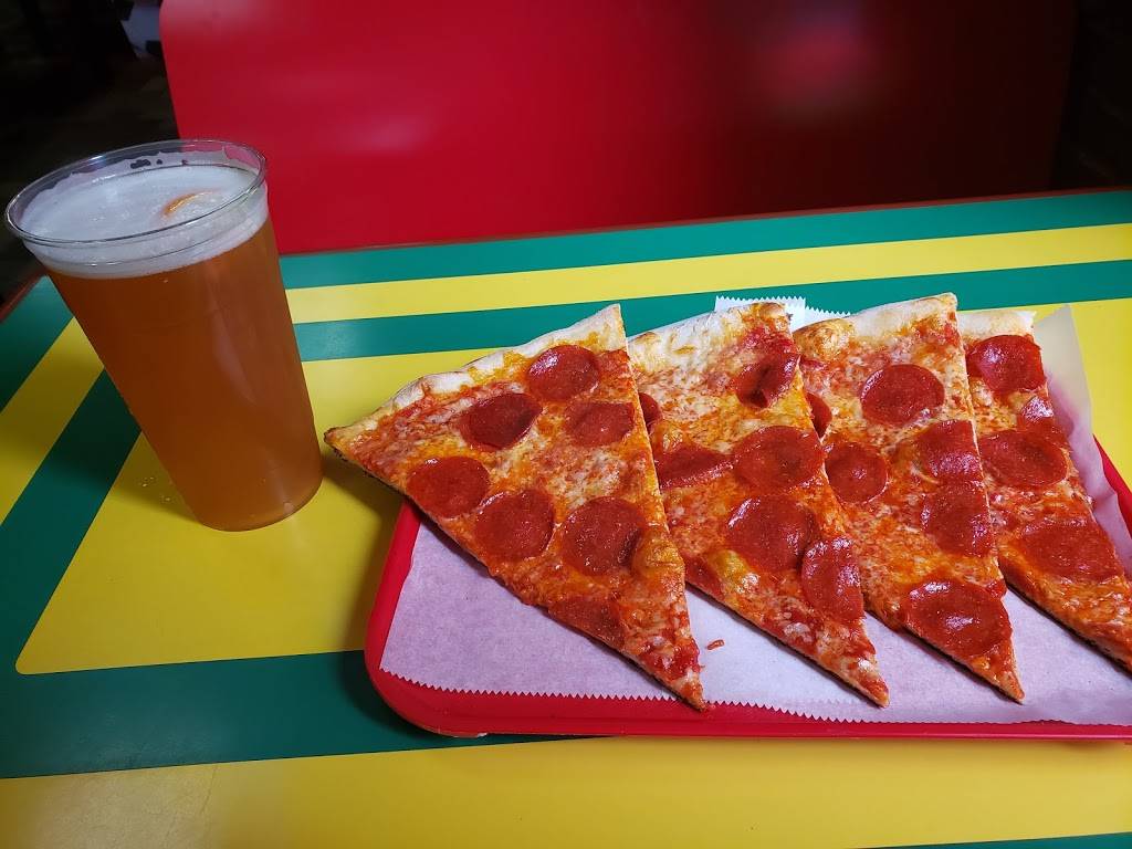 Halftime Pizza | restaurant | 115 Causeway St, Boston, MA 02114, USA | 6177204578 OR +1 617-720-4578