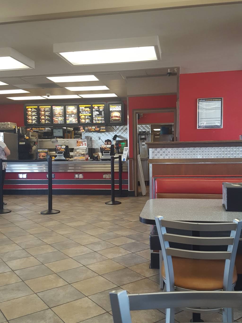 Hardees | restaurant | 3301 W 3rd St, Bloomington, IN 47404, USA | 8123337315 OR +1 812-333-7315