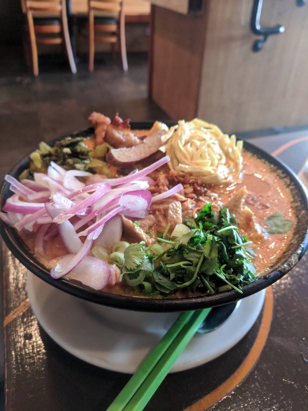 Neecha Thai Cuisine | restaurant | 3236 Grand Ave, Oakland, CA 94610, USA | 5104519419 OR +1 510-451-9419