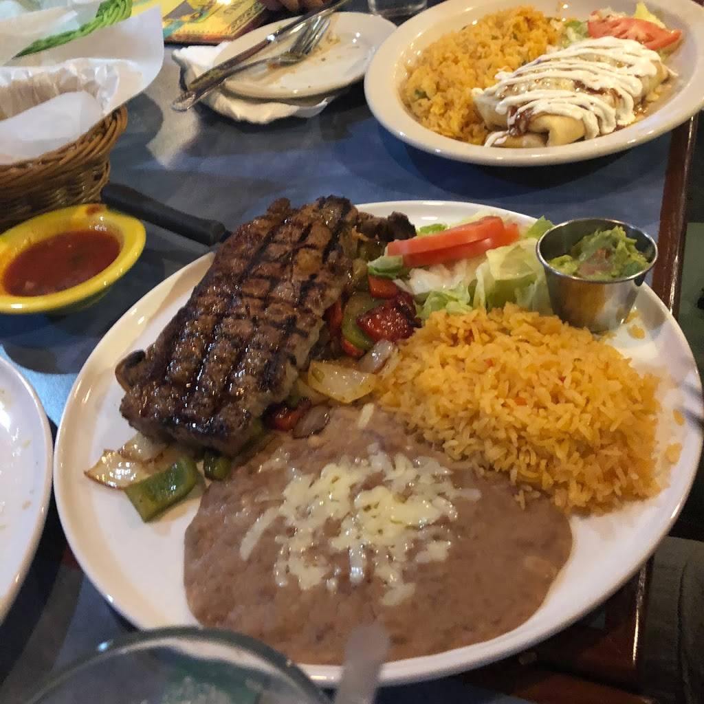 Ixtapa Cantina | restaurant | 18 Mt Auburn St, Watertown, MA 02472, USA | 6177446585 OR +1 617-744-6585