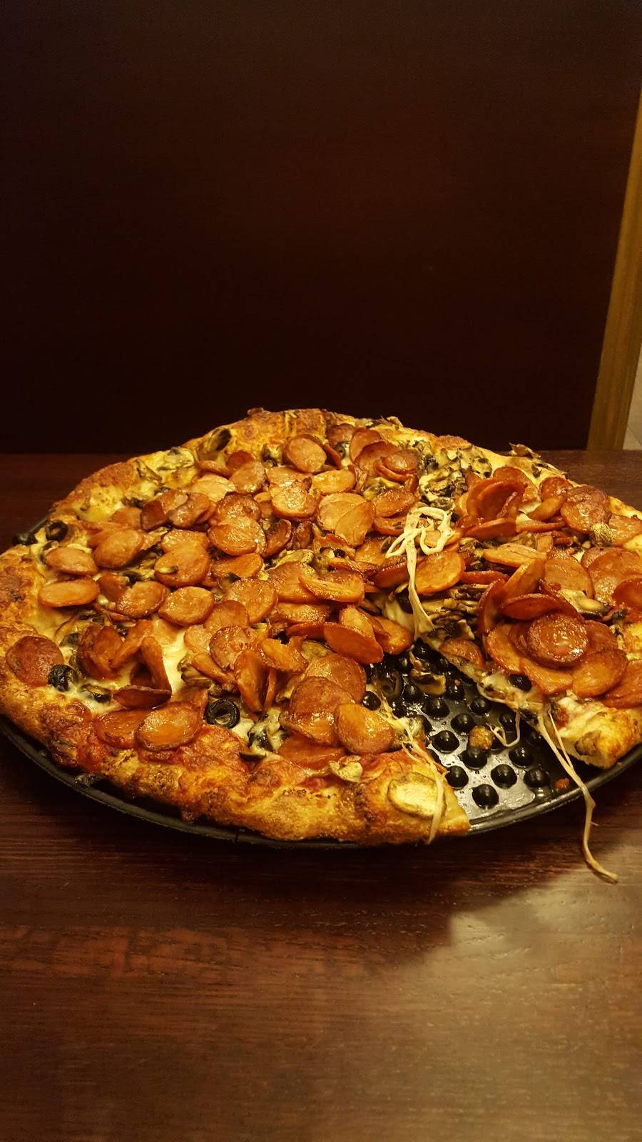 Gold Dust Pizza Oakdale | restaurant | 830 N Yosemite Ave, Oakdale, CA 95361, USA | 2093223359 OR +1 209-322-3359