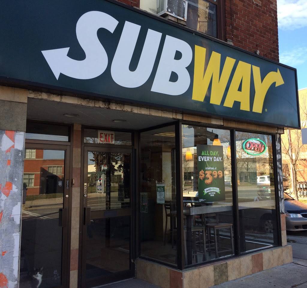 Subway | restaurant | 300 Browns Line, Etobicoke, ON M8W 3T5, Canada | 4162556474 OR +1 416-255-6474
