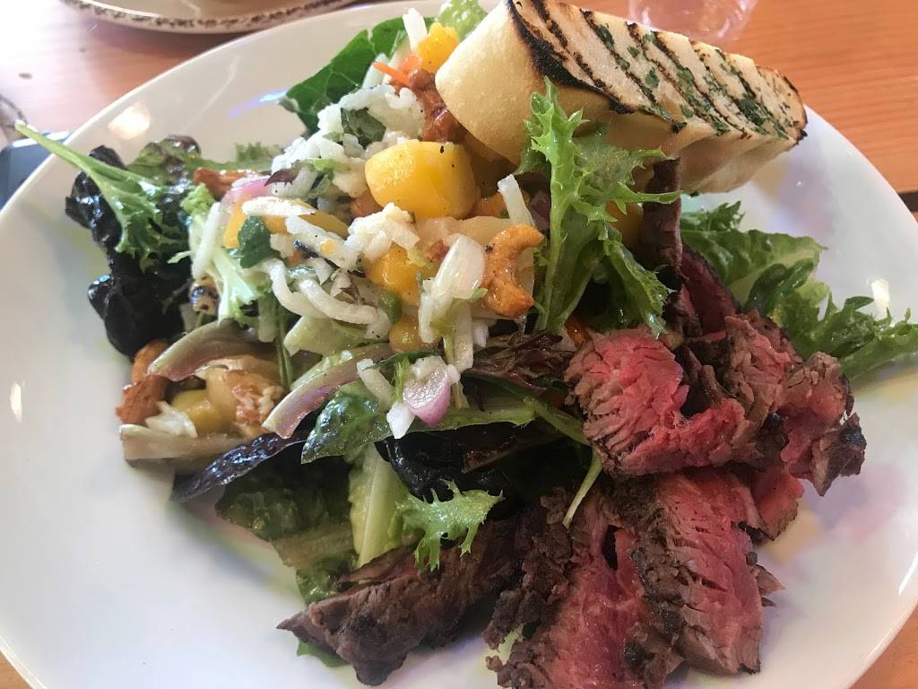 Urban Plates | restaurant | 21857 Ventura Blvd, Woodland Hills, CA 91364, USA | 8185884141 OR +1 818-588-4141