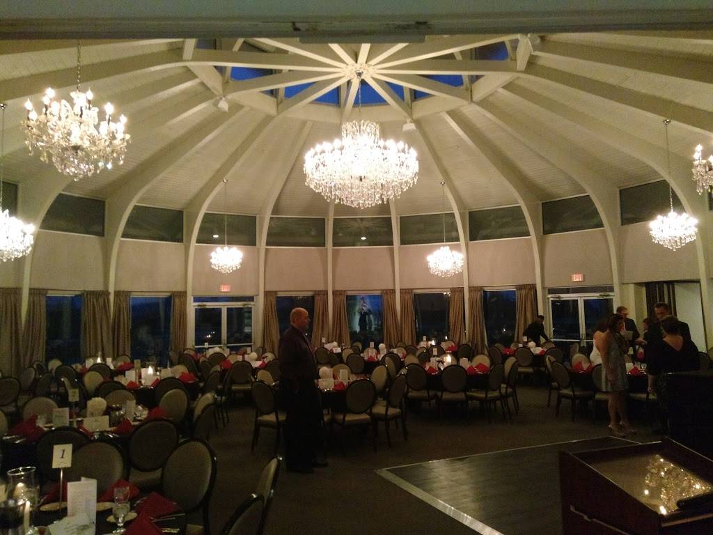 Rolling Hills Country Club | restaurant | 1666 Old Plank Rd, Newburgh, IN 47630, USA | 8129253336 OR +1 812-925-3336