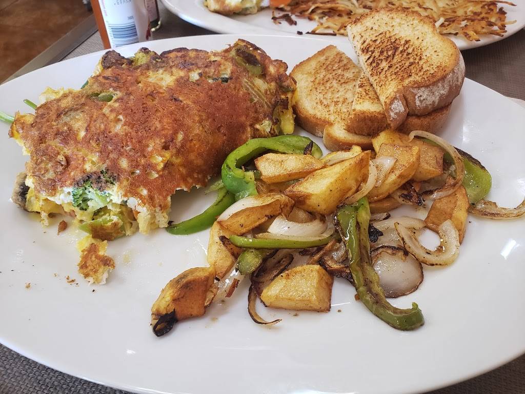 Serranos Juice Bar and Grill | restaurant | 46900 Monroe St, Indio, CA 92201, USA | 7609724176 OR +1 760-972-4176