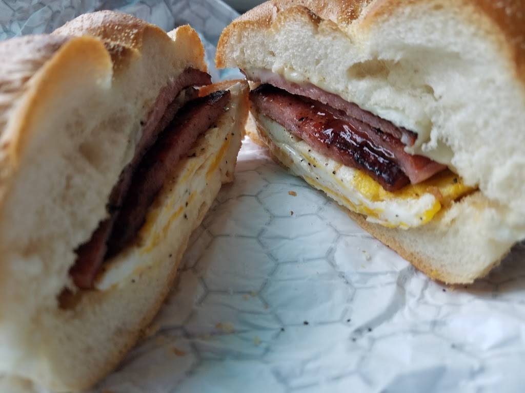 Lucky 7 Deli Lawrenceville | restaurant | 1938 Princeton Ave, Lawrenceville, NJ 08648, USA | 6093941500 OR +1 609-394-1500