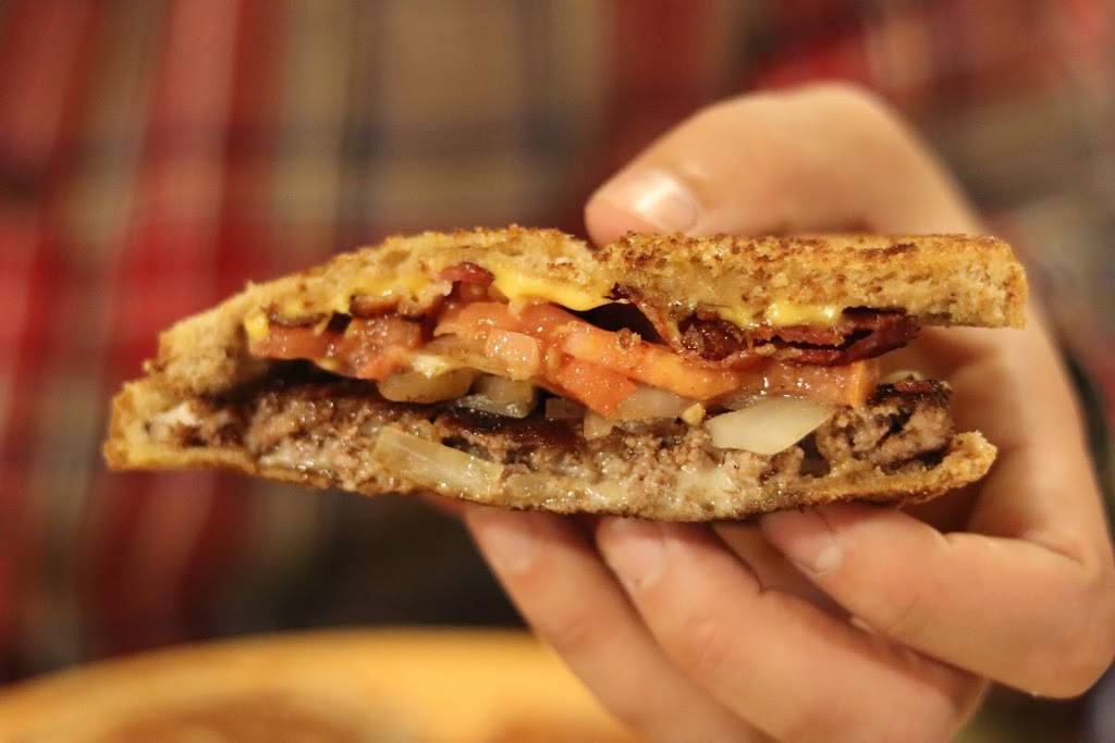 Amys Country Cafe | cafe | 420 Main St, Sandstone, MN 55072, USA | 3202452481 OR +1 320-245-2481