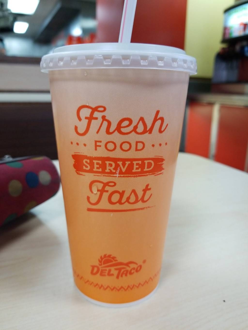 Del Taco | meal takeaway | 14200 US-395, Adelanto, CA 92301, USA | 7605309441 OR +1 760-530-9441