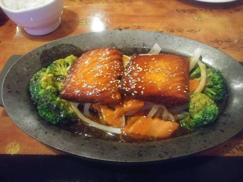 Szechuan Inn | restaurant | 550-558 Benfield Rd, Severna Park, MD 21146, USA | 4105440227 OR +1 410-544-0227