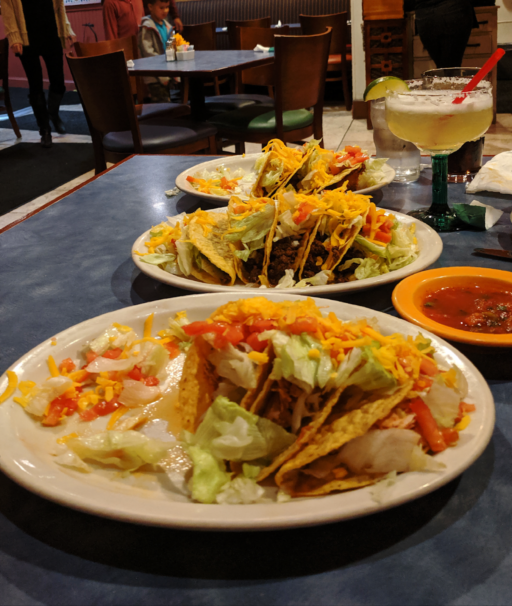 Ixtapa Cantina | restaurant | 18 Mt Auburn St, Watertown, MA 02472, USA | 6177446585 OR +1 617-744-6585